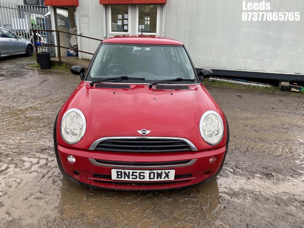 John Pye Vehicle Auctions - Location: Leeds - 2006 MINI MINI ONE SEVEN ...