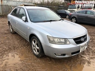 Location: Peterborough - 2006 HYUNDAI SONATA CDX 4 Door Saloon REG: NA56ZJO, Keys: No, MOT Expiry date: 02/10/2025, 2359 Gas Bi Fuel, 5 Speed Manual Petrol, Former Keepers: 4