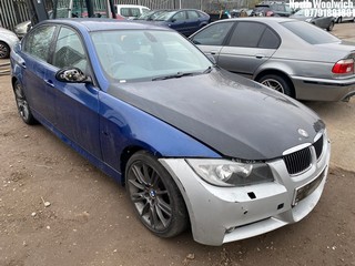 Location: North Woolwich - 2006 BMW 330I M SPORT AUTO 4 Door Saloon REG: LK06RKV, Keys: No, MOT Expiry date: 30/11/2024, 2996 Petrol, 6 Speed Auto Petrol, Former Keepers: 4