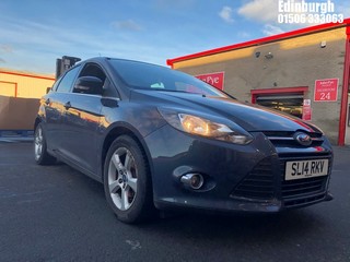 Location: Edinburgh - 2014  FORD  FOCUS ZETEC NAVIGATOR AUT 5 Door Hatchback REG: SL14RKV, 1596cc Petrol , 6 Speed Auto Petrol, Former Keepers: 1, Keys: Yes, MOT Expiry date: 30/06/2025