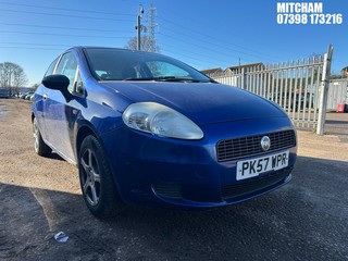 Location: MITCHAM - 2007 FIAT GRANDE PUNTO ACTIVE 65 3 DOOR HATCHBACK REG: PK57WPR, 1242cc PETROL, 5 SPEED MANUAL PETROL, Former Keepers: 4, Keys: No, MOT: Expiry date28/01/2025