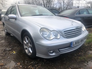 Location: Mitcham - 2006 MERCEDES C180 KOMP. CLASSIC SE A 4 Door Saloon REG: LN56WHE, Keys: No, MOT Expiry date: 20/03/2025, 1796 Petrol, 5 Speed Auto Petrol, Former Keepers: 3