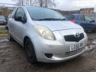 Location: Mitcham - 2006 TOYOTA YARIS T3 3 Door Hatchback REG: LG56RBX, Keys: No, MOT Expiry date: 12/12/2024, 1296 Petrol, 5 Speed Manual Petrol, Former Keepers: 10