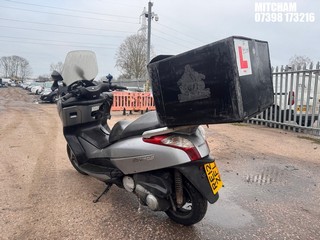 Location: Mitcham - 2012 HONDA FES 125-A-B Motorcycle REG: RE12ZFL, Keys: No, MOT Expiry date: 07/03/2021, 125 Petrol, Automatic, Former Keepers: 2