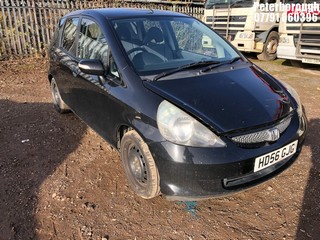 Location: Peterborough - 2007 HONDA JAZZ SE 5 Door Hatchback REG: HD56GJG, Keys: No, MOT Expiry date: 20/10/2024, 1339 Petrol, 5 Speed Manual Petrol, Former Keepers: 5