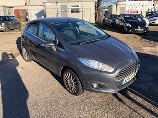 Location: BRENTWOOD - 2014 FORD FIESTA TITANIUM 	 5 DOOR HATCHBACK REG: AP14HFR, 998cc PETROL, 5 SPEED MANUAL PETROL, Former Keepers: 2, Keys: No, MOT: Expiry date01.09.2025