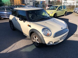 Location: Brentwood - 2007 MINI ONE 3 Door Hatchback REG: MF57LJN, Keys: No, MOT Expiry date: 01.11.2024, 1397 Petrol, 6 Speed Manual Petrol, Former Keepers: 4