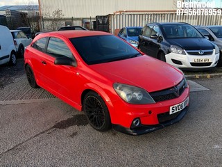 Location: Brentwood - 2006 VAUXHALL ASTRA VXR 3 Door Hatchback REG: SV06VXW, Keys: No, MOT Expiry date: 02.06.2025, 1998 Petrol, 6 Speed Manual Petrol, Former Keepers: 22