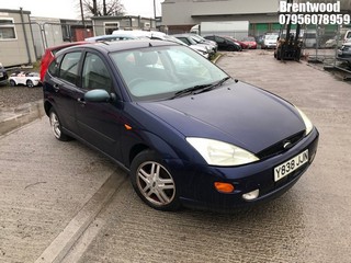 Location: Brentwood - 2001 FORD FOCUS ZETEC 5 Door Hatchback REG: Y838JJN, Keys: No, MOT Expiry date: 07.07.2024, 1596 Petrol, 5 Speed Manual Petrol, Former Keepers: 2