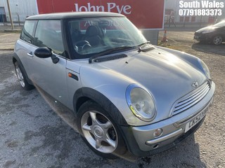 Location: South Wales - 2002 MINI MINI COOPER 3 Door Hatchback REG: CK52FNA, Keys: No, MOT Expiry date: 02/02/2025, 1598 Petrol, 5 Speed Manual Petrol, Former Keepers: 5