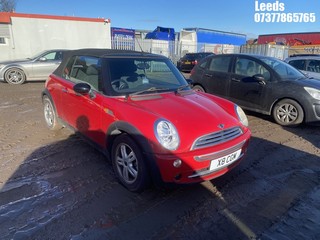 Location: Leeds - 2004 MINI MINI ONE Convertible REG: X8CGM, Keys: No, MOT Expiry date: 05-09-2024, 1598 Petrol, 5 Speed Manual Petrol, Former Keepers: 7