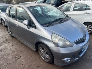 Location: North Woolwich - 2006 HONDA JAZZ SPORT 5 Door Hatchback REG: SB06BWF, Keys: No, MOT Expiry date: 18/02/2025, 1339 Petrol, 5 Speed Manual Petrol, Former Keepers: 8