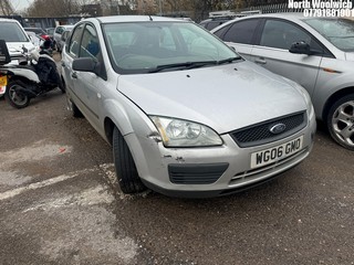 Location: North Woolwich - 2006 FORD FOCUS LX 116 5 Door Hatchback REG: WG06GMO, Keys: No, MOT Expiry date: 07/07/2025, 1596 Petrol, 5 Speed Manual Petrol, Former Keepers: 4