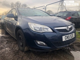 Location: Mitcham - 2011 VAUXHALL ASTRA EXCLUSIV AUTO 5 Door Hatchback REG: CK11SZE, Keys: No, MOT Expiry date: 21/01/2025, 1598 Petrol, 6 Speed Auto Petrol, Former Keepers: 11