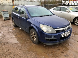 Location: Peterborough - 2006 VAUXHALL ASTRA CLUB AUTO Estate REG: BG06HHS, Keys: No, MOT Expiry date: 13/05/2025, 1796 Petrol, 4 Speed Auto Petrol, Former Keepers: 4