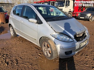 Location: Peterborough - 2008 MERCEDES A180CDI AVANTGARDE SE CVT 5 Door Hatchback REG: BG57NUM, Keys: No, MOT Expiry date: 24/07/2024, 1992 Diesel, Variable 1 Speed Auto Diesel, Former Keepers: 5