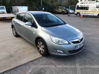Location: BRENTWOOD - 2011 VAUXHALL ASTRA EXCLUSIV AUTO 	 5 DOOR HATCHBACK REG: DL60LLZ, 1598cc PETROL, 6 SPEED AUTO PETROL, Former Keepers: 5, Keys: No, MOT: Expiry date30/12/2024