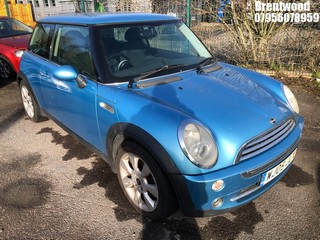 Location: Brentwood - 2005 MINI MINI ONE 3 Door Hatchback REG: WJ05JLX, Keys: No, MOT Expiry date: 12/08/2025, 1598 Petrol, 5 Speed Manual Petrol, Former Keepers: 8