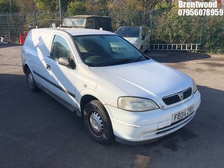 Location: Brentwood - 2004 VAUXHALL ASTRA ENVOY DTI Car Derived Van REG: FE04ZVV, Keys: No, MOT Expiry date: 25/06/2025, 1686 Diesel, 5 Speed Manual Diesel, Former Keepers: 4