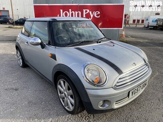Location: South Wales - 2007 MINI COOPER 3 Door Hatchback REG: YG57UKH, Keys: Yes, MOT Expiry date: 12/06/2025, 1598 Petrol, 6 Speed Manual Petrol, Former Keepers: 13