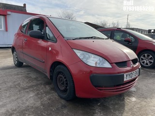 Location: Hull - 2005 MITSUBISHI COLT RED 3 Door Hatchback REG: YY05EHL, Keys: No, MOT Expiry date: 16/10/2025, 1124 Petrol, 5 Speed Manual Petrol, Former Keepers: 6