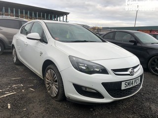 Location: Edinburgh - 2014 VAUXHALL ASTRA EXCITE 5 Door Hatchback REG: SM14PCY, Keys: No, MOT Expiry date: 17/01/2024, 1398 Petrol, 5 Speed Manual Petrol, Former Keepers: 1