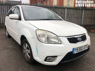 Location: Nottingham - 2010 KIA RIO DOMINO 5 Door Hatchback REG: YE60OTG, Keys: No, MOT Expiry date: 08/12/2024, 1399 Petrol, 5 Speed Manual Petrol, Former Keepers: 6