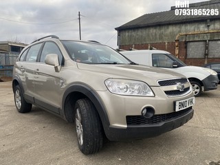 Location: Hull - 2010 CHEVROLET CAPTIVA LT VCDI Estate REG: BN10VVK, Keys: No, MOT Expiry date: 06/12/2024, 1991 Diesel, 5 Speed Manual Diesel, Former Keepers: 7