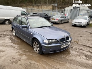 Location: Leeds - 2004 BMW 318I SE TOURING Estate REG: MW04BGE, Keys: No, MOT Expiry date: 24-04-2023, 1995 Petrol, 5 Speed Manual Petrol, Former Keepers: 8