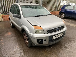 Location:  Hayes - 2007 FORD FUSION ZETEC CLIMATE AUTO 5 Door Hatchback REG: LN57XHU, Keys: No, MOT Expiry date: 29/07/2024, 1596 Petrol, 5 Speed Auto Petrol, Former Keepers: 6
