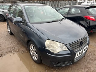Location: North Woolwich - 2008 VOLKSWAGEN POLO MATCH 60 5 Door Hatchback REG: AB08XTX, Keys: No, MOT Expiry date: 15/10/2024, 1198 Petrol, 5 Speed Manual Petrol, Former Keepers: 9