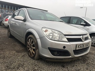 Location: Edinburgh - 2006 VAUXHALL ASTRA ELITE CDTI 100 5 Door Hatchback REG: KS06XUD, Keys: No, MOT Expiry date: 19/04/2025, 1686 Diesel, 5 Speed Manual Diesel, Former Keepers: 5