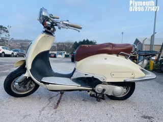 Location: Plymouth - 2012 YIYING  Scooter REG: GN12LDC, Keys: No, MOT Expiry date: 11/10/2019, 49 Petrol, , Former Keepers: 2