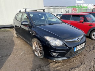 Location: Leeds - 2011  HYUNDAI  I30 PREMIUM CRDI 5 Door Hatchback REG: EF60WRT, Keys: No, MOT Expiry date: 16-02-2024, 1582cc Diesel , 6 Speed Manual Diesel 	, Former Keepers: 6