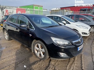 Location: Leeds - 2010 VAUXHALL ASTRA SRI 5 Door Hatchback REG: KS10RZA, Keys: No, MOT Expiry date: 06-12-2024, 1598 Petrol, 5 Speed Manual Petrol, Former Keepers: 9