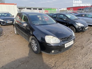 Location: Leeds - 2004 VOLKSWAGEN GOLF SE AUTO 5 Door Hatchback REG: NV04LPF, Keys: No, MOT Expiry date: 30-05-2025, 1598 Petrol, 6 Speed Auto Petrol, Former Keepers: 6