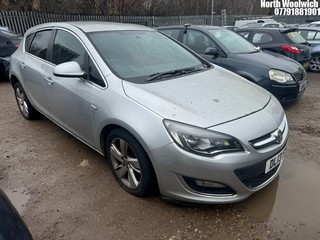 Location: North Woolwich - 2013 VAUXHALL  ASTRA SRI AUTO 5 Door Hatchback REG: DL13FRX, Keys: No, MOT Expiry date: 28/06/2023, 1598 Petrol, 6 Speed Auto Petrol, Former Keepers: 6