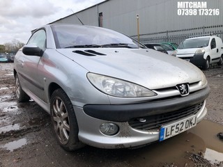 Location: Mitcham - 2002 PEUGEOT 206 Coupe REG: LF52OKJ, Keys: No, MOT Expiry date: 08/09/2024, 1997 Petrol, 5 Speed Manual Petrol, Former Keepers: 9