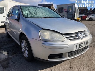 Location: Nottingham - 2007 VOLKSWAGEN GOLF MATCH TDI 105 5 Door Hatchback REG: AJ57VMM, Keys: No, MOT Expiry date: 21/12/2024, 1896 Diesel, 5 Speed Manual Diesel, Former Keepers: 10