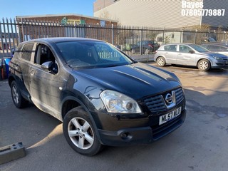 Location:  Hayes - 2007 NISSAN QASHQAI ACENTA 2WD 5 Door Hatchback REG: ML57WLO, Keys: No, MOT Expiry date: 05/12/2024, 1598 Petrol, 5 Speed Manual Petrol, Former Keepers: 3