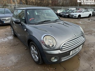 Location: North Woolwich - 2010 MINI ONE GRAPHITE 3 Door Hatchback REG: EO10RZJ, Keys: No, MOT Expiry date: 14/06/2025, 1598 Petrol, 6 Speed Manual Petrol, Former Keepers: 7