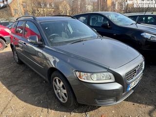 Location: North Woolwich - 2009 VOLVO V50 S Estate REG: GJ09WYR, Keys: No, MOT Expiry date: 19/03/2025, 1596 Petrol, 5 Speed Manual Petrol, Former Keepers: 5
