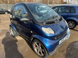 Location: North Woolwich - 2006 SMART FORTWO PULSE 61 AUTO Coupe REG: LN56YXD, Keys: No, MOT Expiry date: 27/11/2024, 698 Petrol, 6 Speed Auto Petrol, Former Keepers: 7