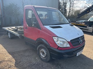 Location: Mitcham - 2008 MERCEDES SPRINTER 313 CDI LWB Luton Van REG: YC08RWK, Keys: No, MOT Expiry date: 03/03/2025, 2148 Diesel, 6 Speed Manual Diesel, Former Keepers: 3