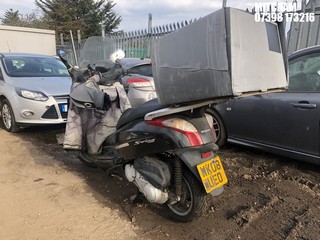 Location: Mitcham - 2008 HONDA FES 125-7 Motorcycle REG: WK08UEO, Keys: No, MOT Expiry date: 03/07/2024, 125 Petrol, AUTOMATIC, Former Keepers: 12