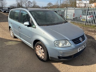 Location: Mitcham - 2006 VOLKSWAGEN TOURAN S MPV REG: AF06ZHD, Keys: No, MOT Expiry date: 27/05/2024, 1598 Petrol, 5 Speed Manual Petrol, Former Keepers: 5