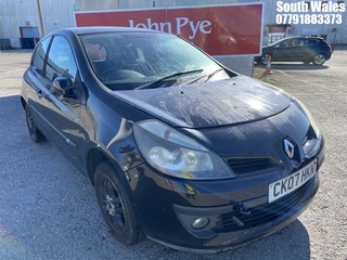 Location: South Wales - 2007 RENAULT CLIO DYNAMIQUE 3 Door Hatchback REG: CK07HKN, Keys: No, MOT Expiry date: 28/07/2025, 1390 Petrol, 5 Speed Manual Petrol, Former Keepers: 7