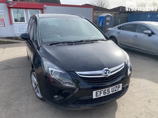 Location: Hull - 2015 VAUXHALL ZAFIRA TOURER SRI CDTI EC MPV REG: EF65UZP, Keys: No, MOT Expiry date: 30/11/2024, 1598 Diesel, 6 Speed Manual Diesel, Former Keepers: 3