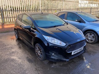 Location:  Hayes - 2013 FORD FIESTA ZETEC 3 Door Hatchback REG: HY13HUZ, Keys: No, MOT Expiry date: 24/08/2024, 998 Petrol, 5 Speed Manual Petrol, Former Keepers: 8