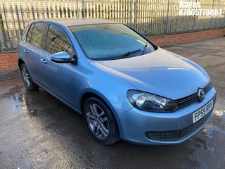 Location:  Hayes - 2009 VOLKSWAGEN GOLF SE TDI S-A 5 Door Hatchback REG: FP59RPY, Keys: No, MOT Expiry date: 10/12/2024, 1598 Diesel, 7 Speed S-Auto Diesel, Former Keepers: 9